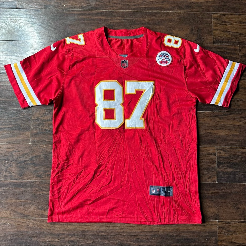 NFL Kansas City Chiefs Travis Kelce 87 Replica Jersey - Picture 2 of 6